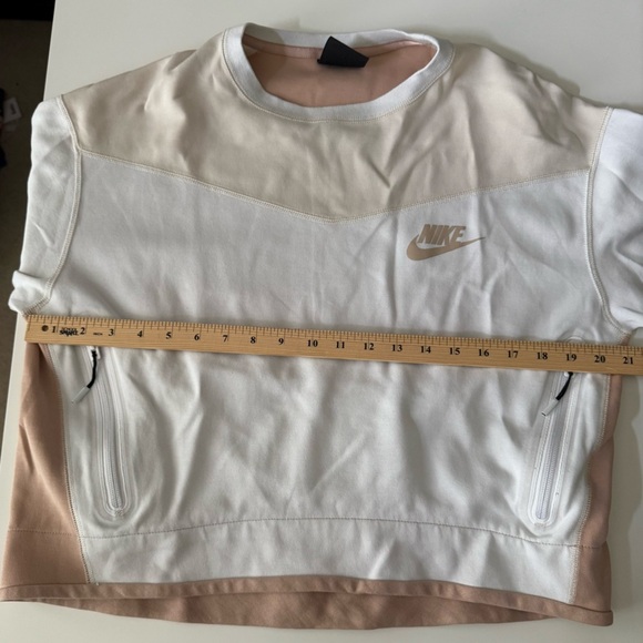Nike Sportswear Tech Fleece Crewneck Cropped Sweatshirt Women’s size large - Picture 9 of 14